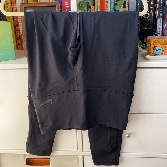 Nike Leggings - Picture 4 of 4